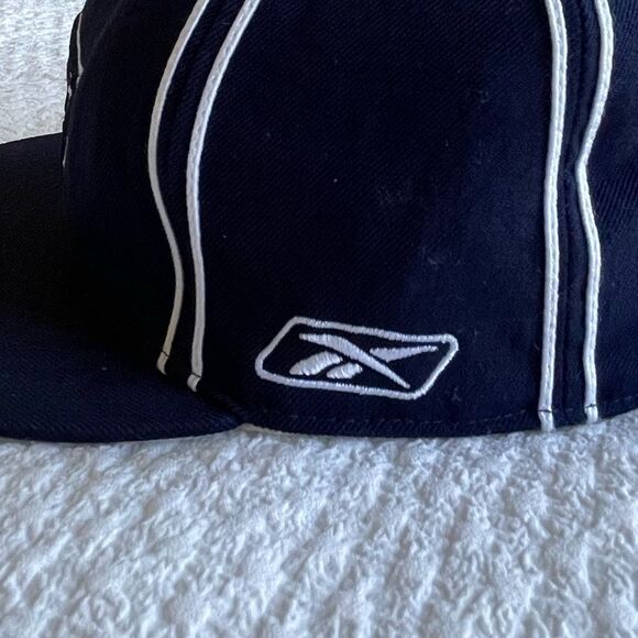 Patriots NFL baseball style cap by Rebook size 7 - Picture 7 of 7